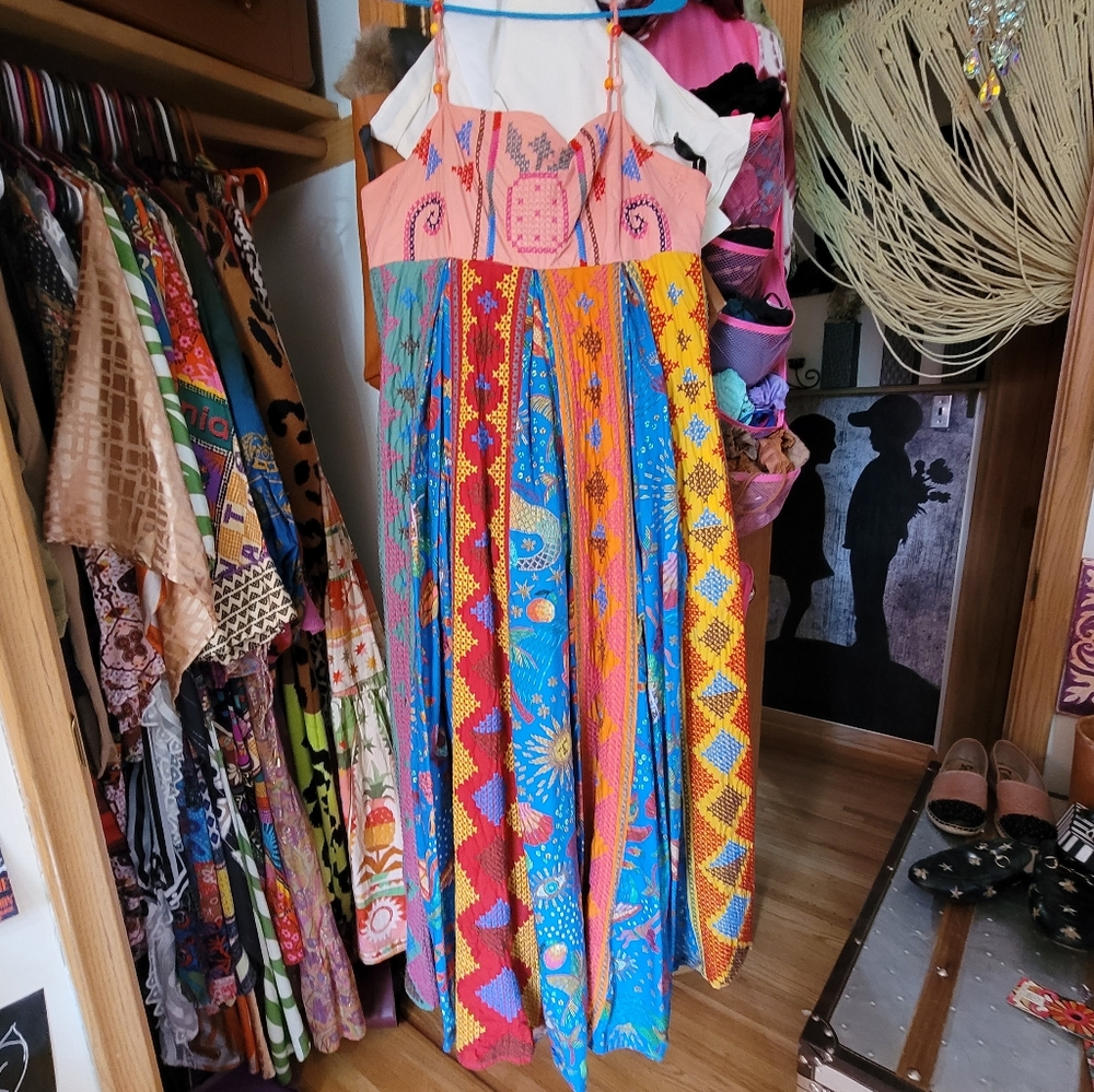 FarmRio XL Embroidered Dress